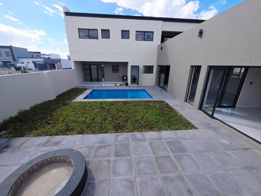 4 Bedroom Property for Sale in Sandown Western Cape